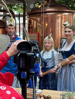 Foto- und Pressetermin der Tonnenbauernpaare 2023/24